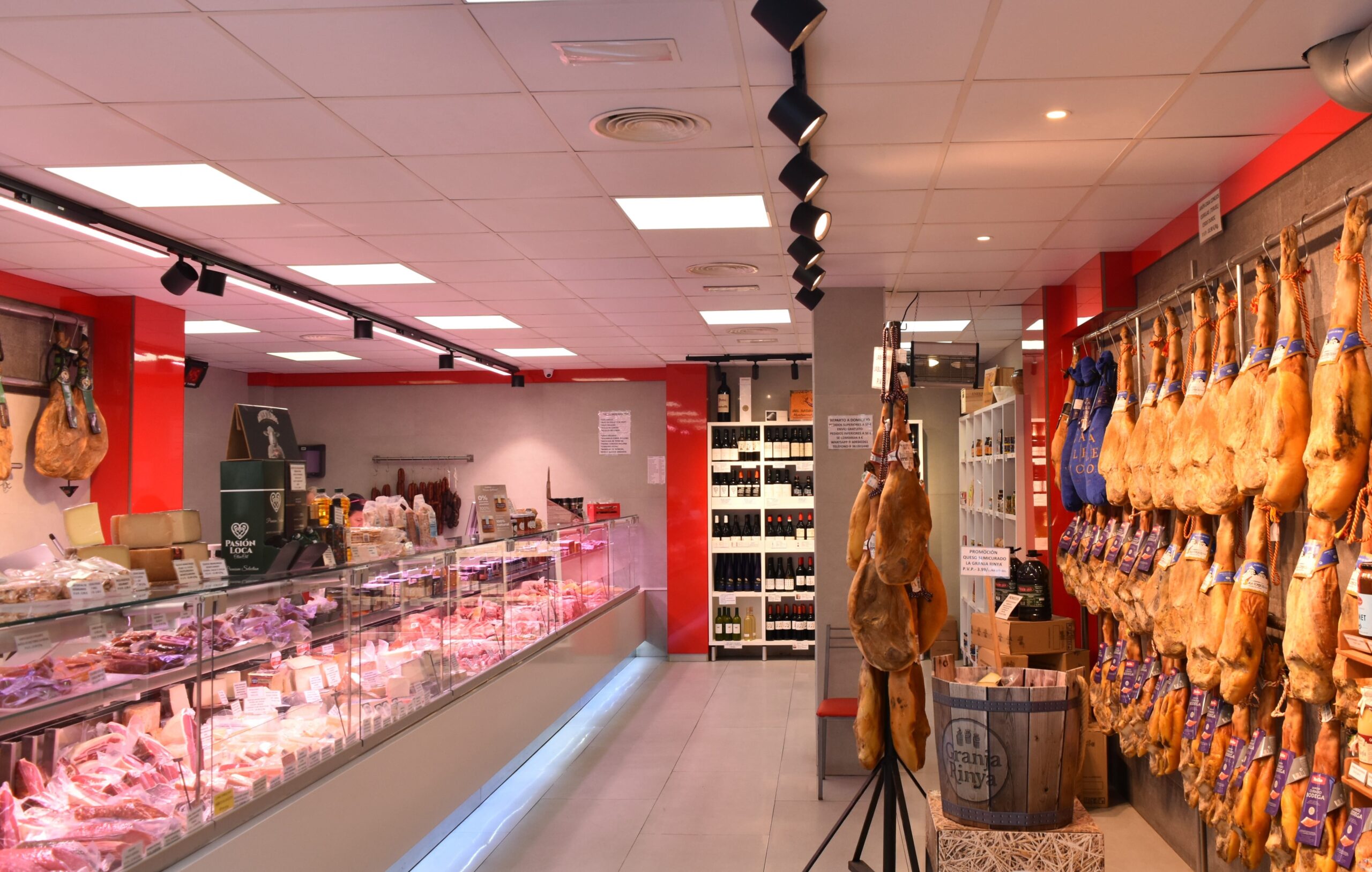 Iluminación mostrador charcutería y jamones
