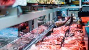 Carnicería iluminada