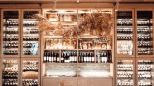 Iluminación vinos tienda